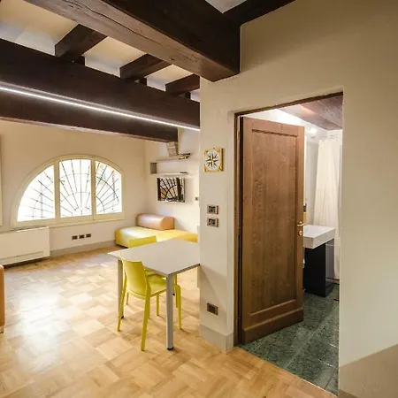 Luxury Studio In Palazzo Bocchi *