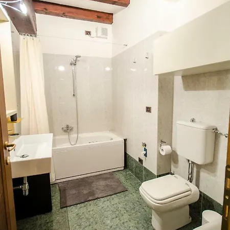Luxury Studio In Palazzo Bocchi