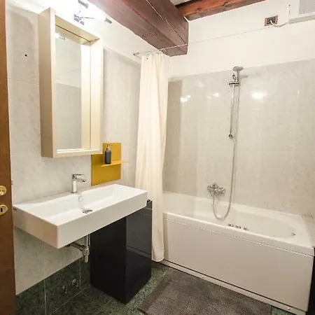 Luxury Studio In Palazzo Bocchi 博洛尼亚